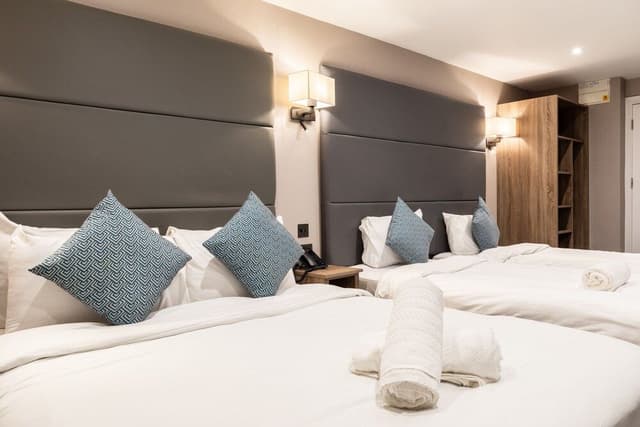 Premium Quadruple Room, Ensuite (Deluxe)