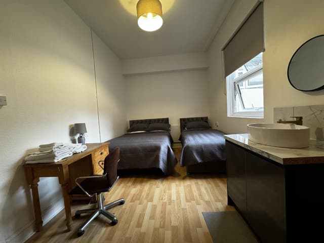 Triple room-Standard-Shared Bathroom