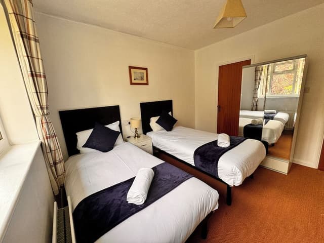 Deluxe Twin Room