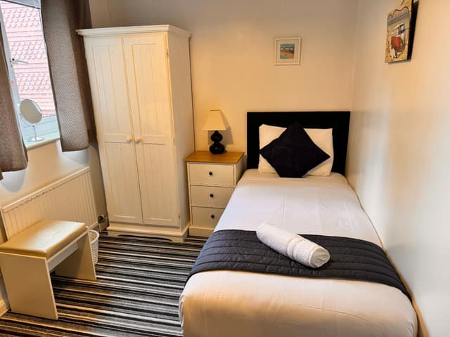 Deluxe Single Room