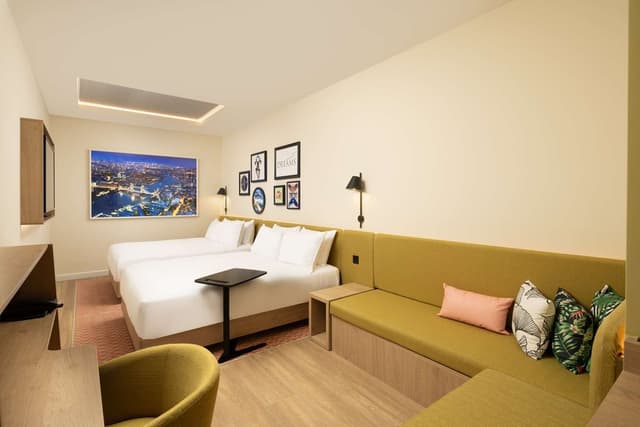 TWO QUEEN BEDS ROOM WITH NO WINDOW