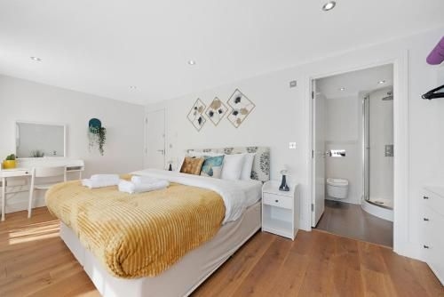 เฮอร์มิเทจ โรด อพาร์ตเมนต์ บาย มอร์แดนสเตย์ส (Hermitage Road Apartment By MoreThanStays)2