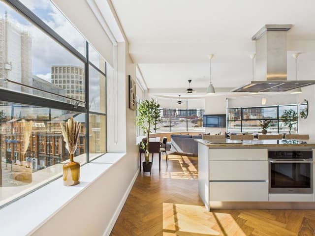 Superior Apartment, 4 Bedrooms, City View