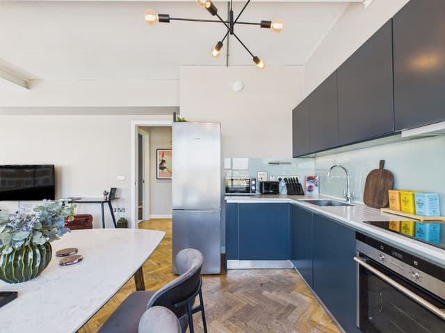 Comfort Apartment, 3 Bedrooms, City View