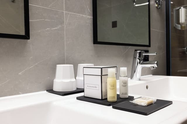 Presidential Suite Package