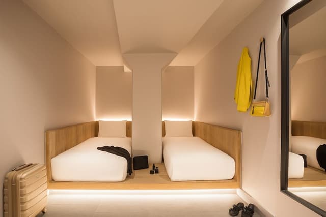 Cocoon 4