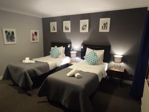 Standard Twin Room