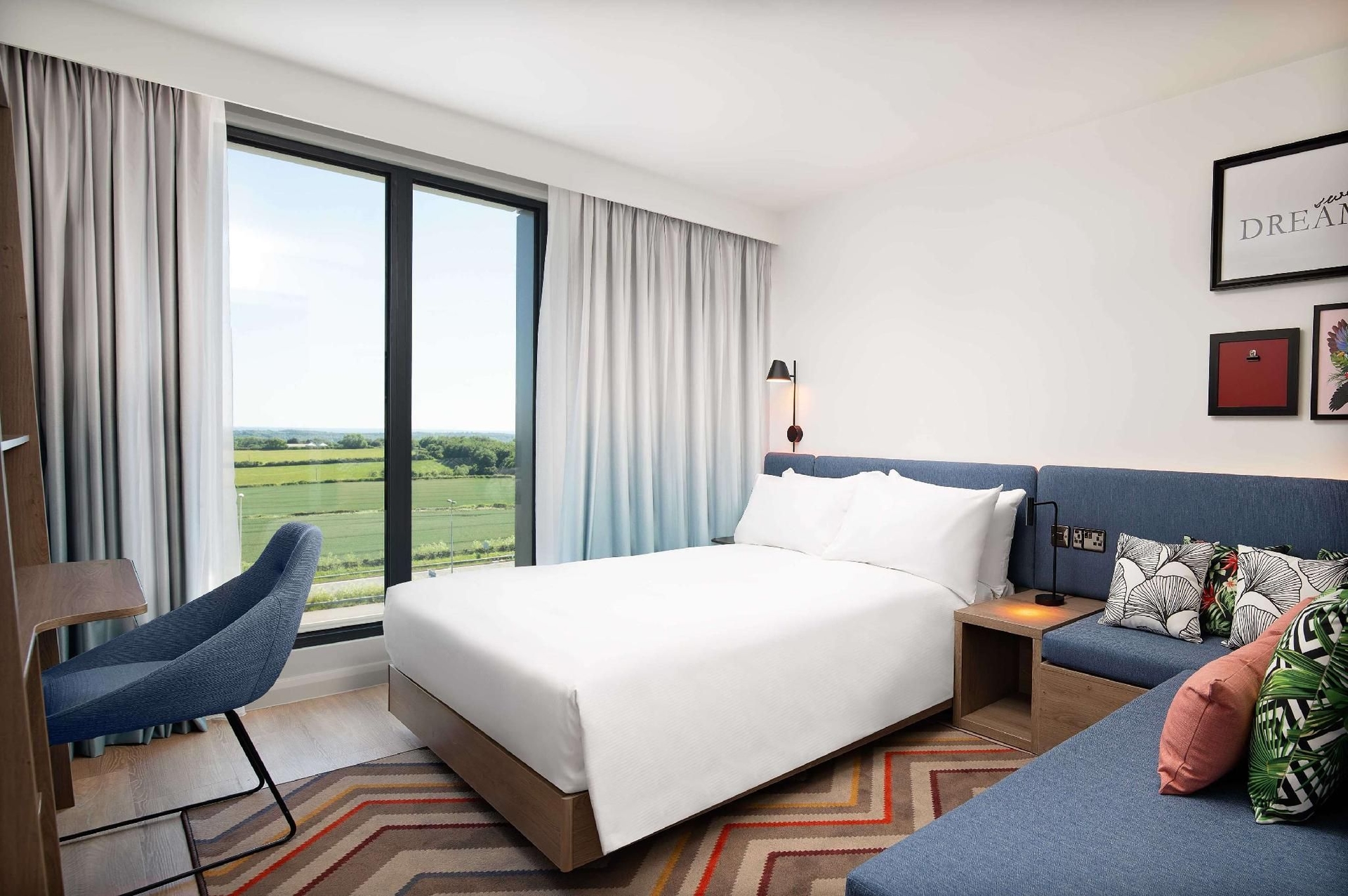 แฮมป์ตัน บาย ฮิลตัน ไฮ วีคอมบ์ (Hampton by Hilton High Wycombe)3