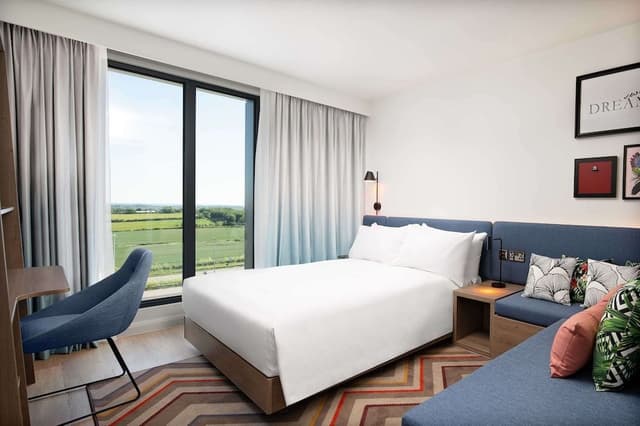 Room, 1 Queen Bed with Sofa bed