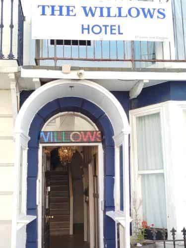 โรงแรมเดอะ วิลโลวส์ โรงแรมเดอะ วิลโลวส์