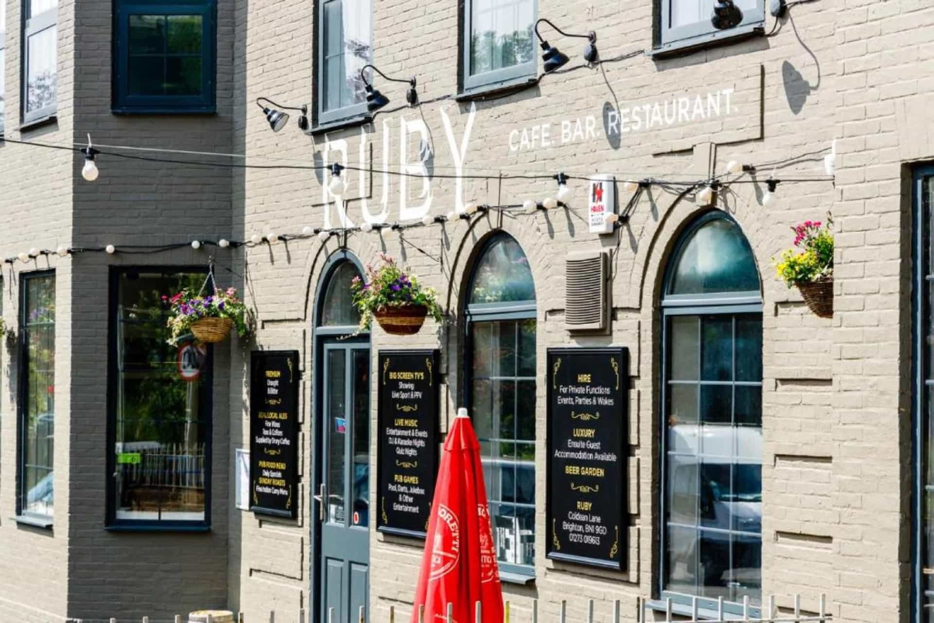 OYO Ruby Pub & Hotel OYO Ruby Pub & Hotel
