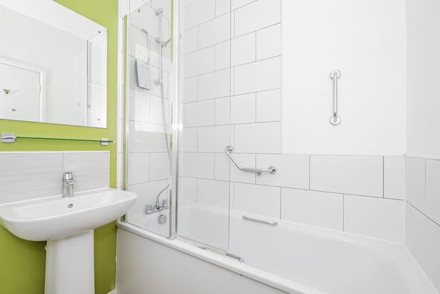 Standard Suite, Ensuite