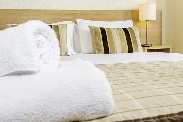 Classic Double Room, Ensuite, Sea View