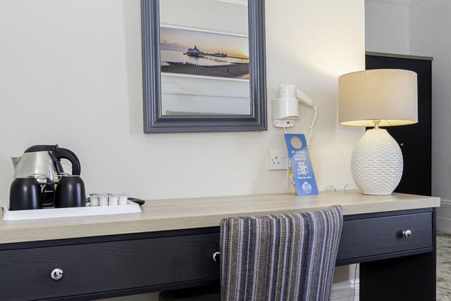Superior Double Room, Ensuite, Sea View