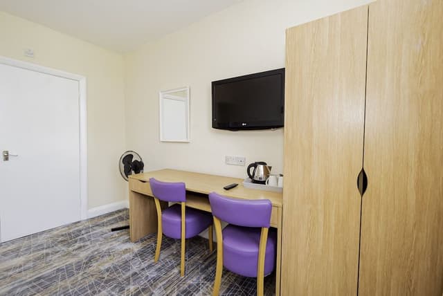 Standard Double Room, Ensuite