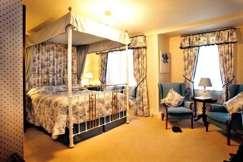 โรงแรมบิชอปส์เกตเฮาส์ (Bishopsgate House Hotel)3
