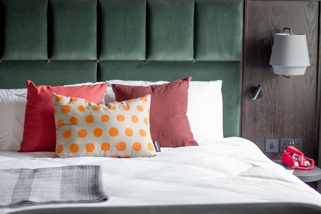 Standard Room, 1 Queen Bed