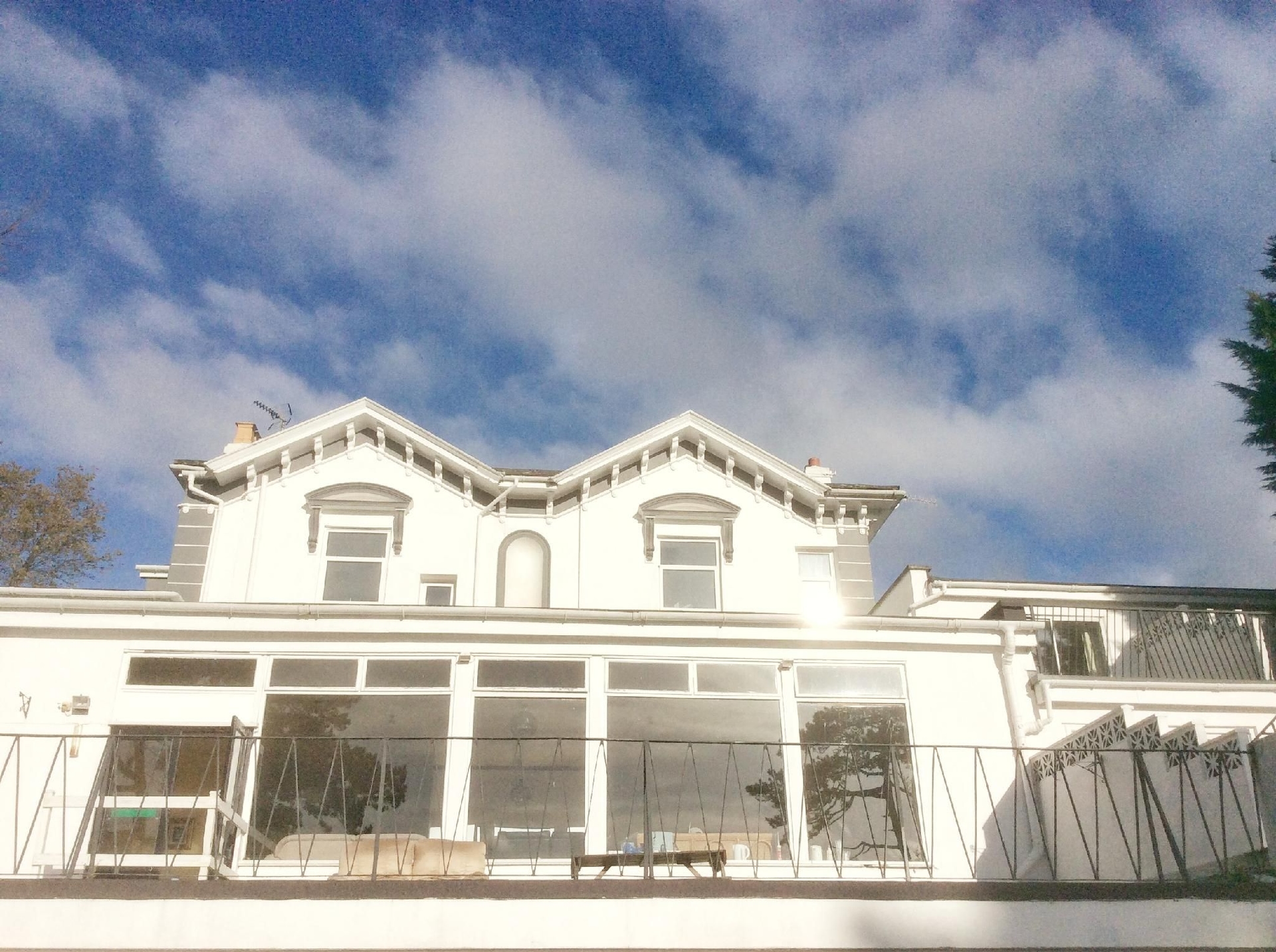 อิงเกิลวูด ปาล์ม โฮเทล, แอ็บบีย์ แซนด์ส, ทอร์คีย์ (Inglewood Palm Hotel, Abbey Sands Torquay)1