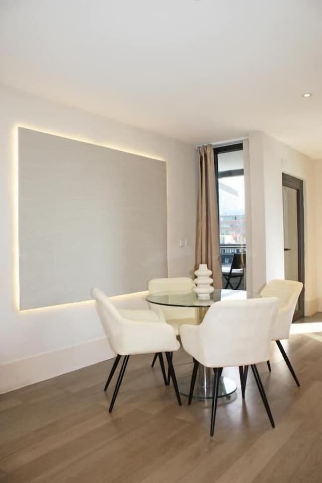 City Apartment, 1 Bedroom, Balcony, City View