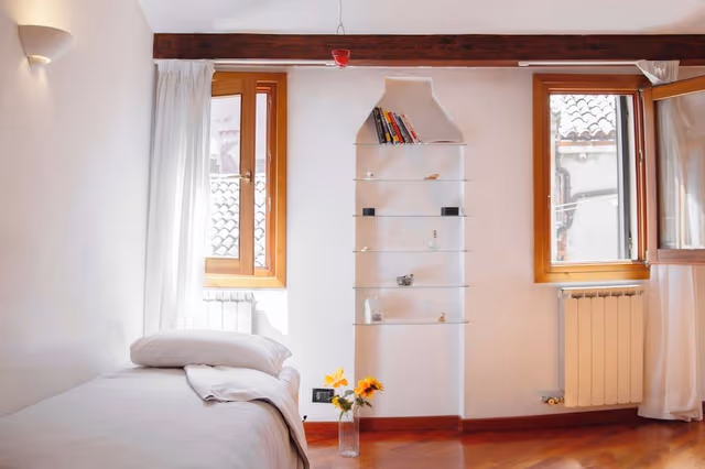 Classic Apartment, City View