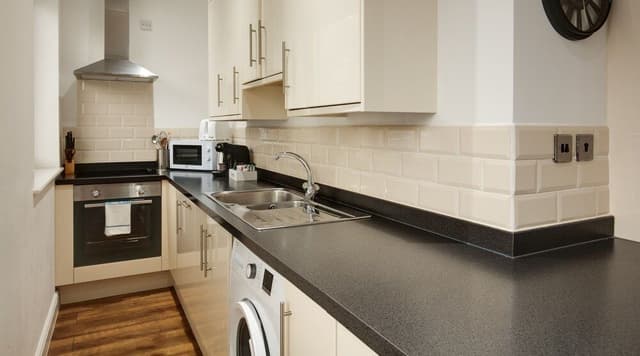 Superior Two Bedroom Apartment