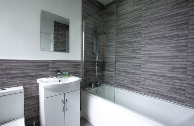Superior Two Bedroom Apartment