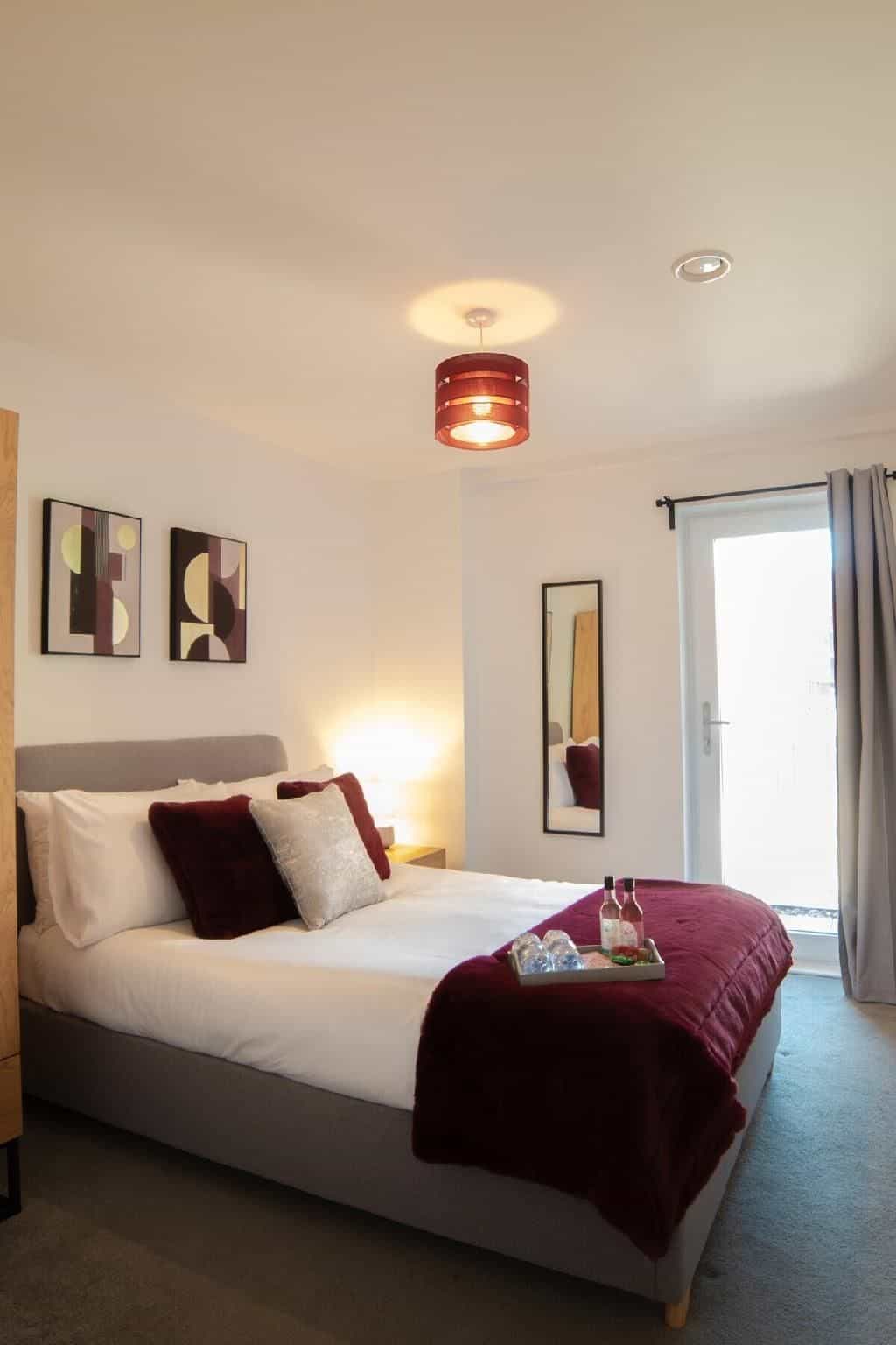Luxury Mcr 2Bed+2Bath Apartment-Central location! Luxury Mcr 2Bed+2Bath Apartment-Central location!