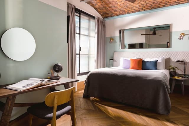 One Bedroom Apartment