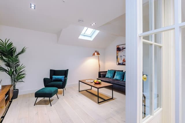 Luxury Townhome, 2 Bedrooms, Balcony, City View