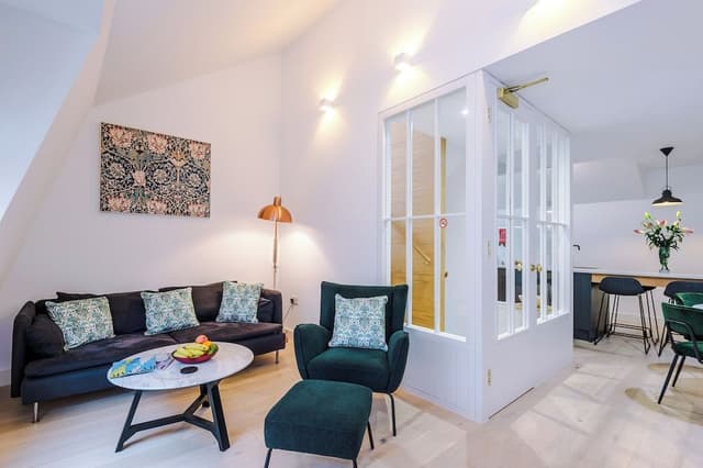 Luxury Townhome, 2 Bedrooms, Balcony, City View