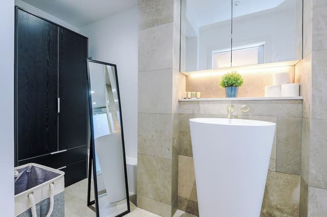 Luxury Townhome, 2 Bedrooms, Balcony, City View