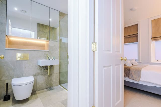Luxury Townhome, 3 Bedrooms, Balcony, City View