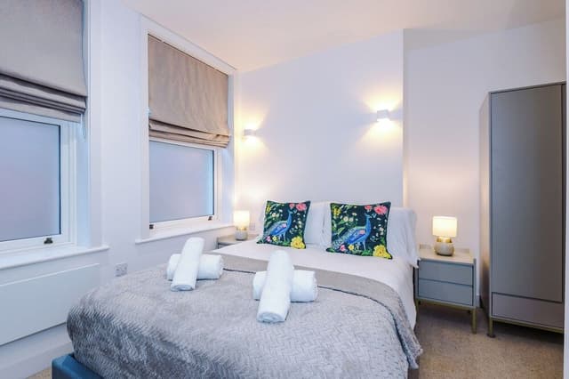 Luxury Townhome, 3 Bedrooms, Balcony, City View