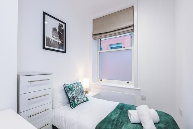 Luxury Townhome, 3 Bedrooms, Balcony, City View