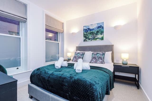 Luxury Townhome, 2 Bedrooms, Balcony, City View
