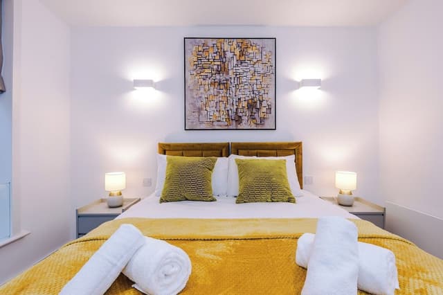 Luxury Townhome, 3 Bedrooms, Balcony, City View