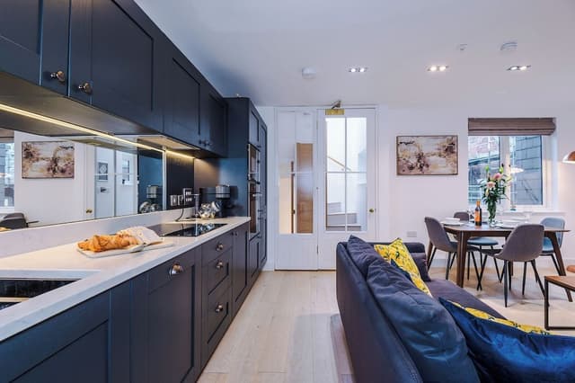Luxury Townhome, 3 Bedrooms, Balcony, City View