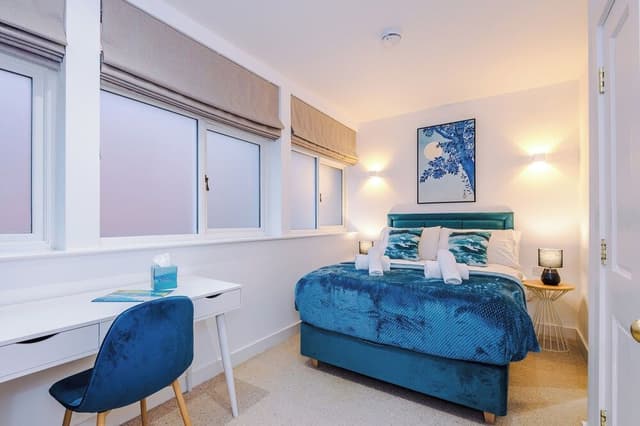 Luxury Townhome, 2 Bedrooms, Balcony, City View