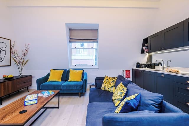 Luxury Townhome, 3 Bedrooms, Balcony, City View
