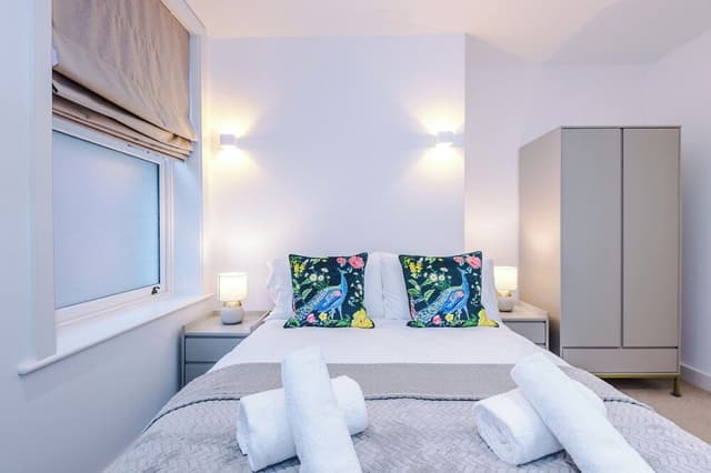 Luxury Townhome, 3 Bedrooms, Balcony, City View