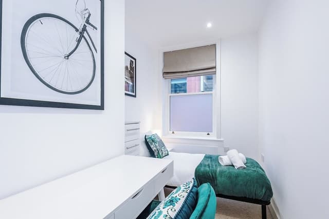 Luxury Townhome, 3 Bedrooms, Balcony, City View