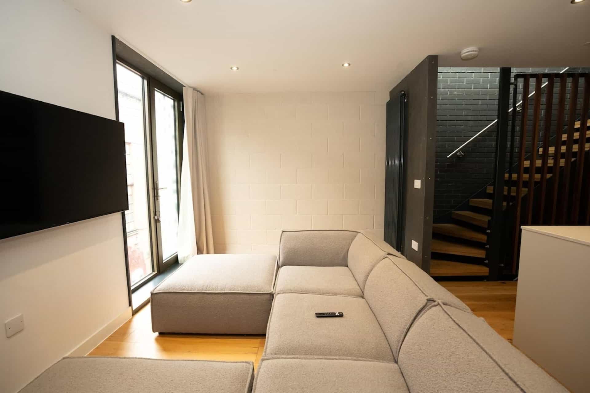 West Townhouse by CasaCity West Townhouse by CasaCity