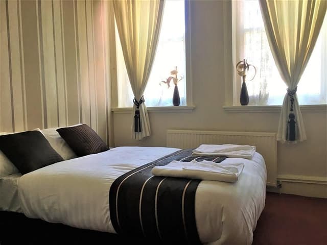 Triple room-Shared Bathroom-3 People