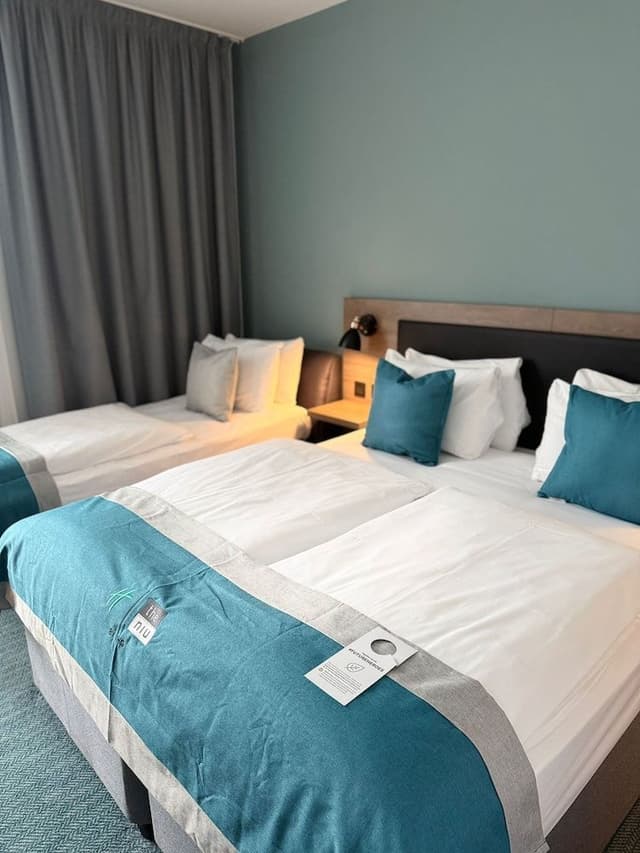Standard Room, 1 Queen Bed