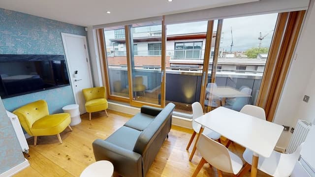 Superior Apartment, 2 Bedrooms, Accessible, City View