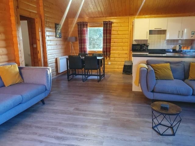 Comfort Cabin, 2 Bedrooms, Garden View