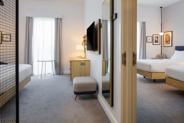 TWIN FAMILY ROOM