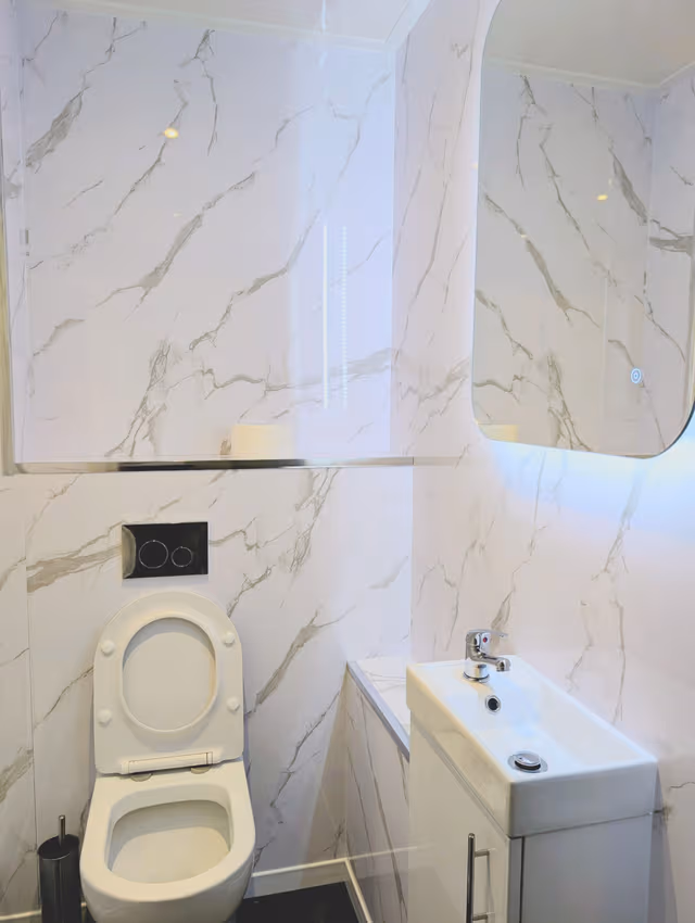 Double room Shared bathroom