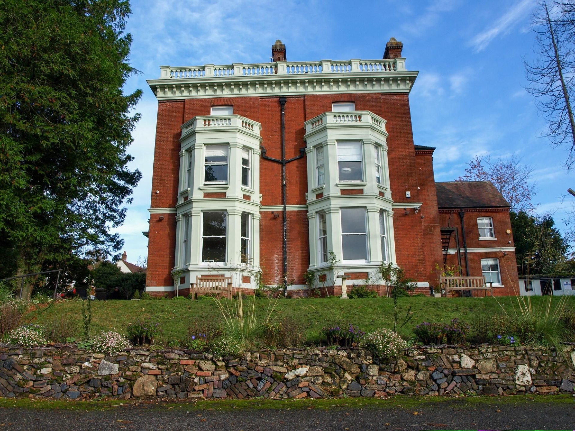 Torrington Hall0