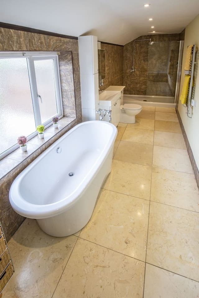 Standard Double Room, Shared Bathroom, City View